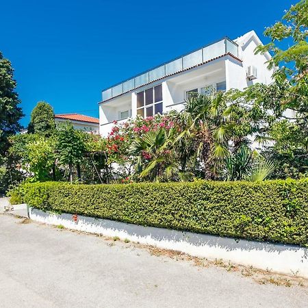 Guesthouse Ivkovic Крк Экстерьер фото