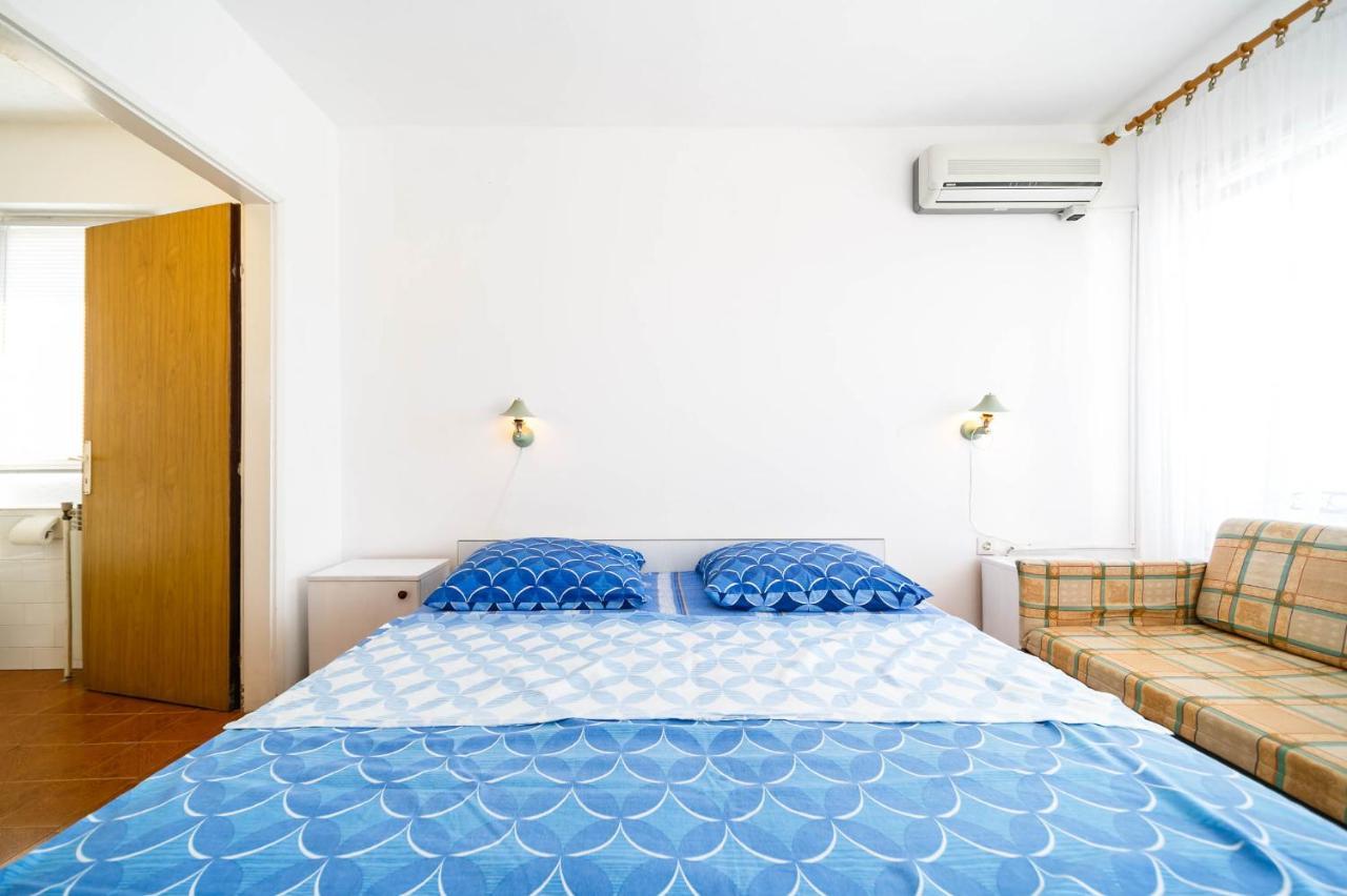 Guesthouse Ivkovic Крк Экстерьер фото