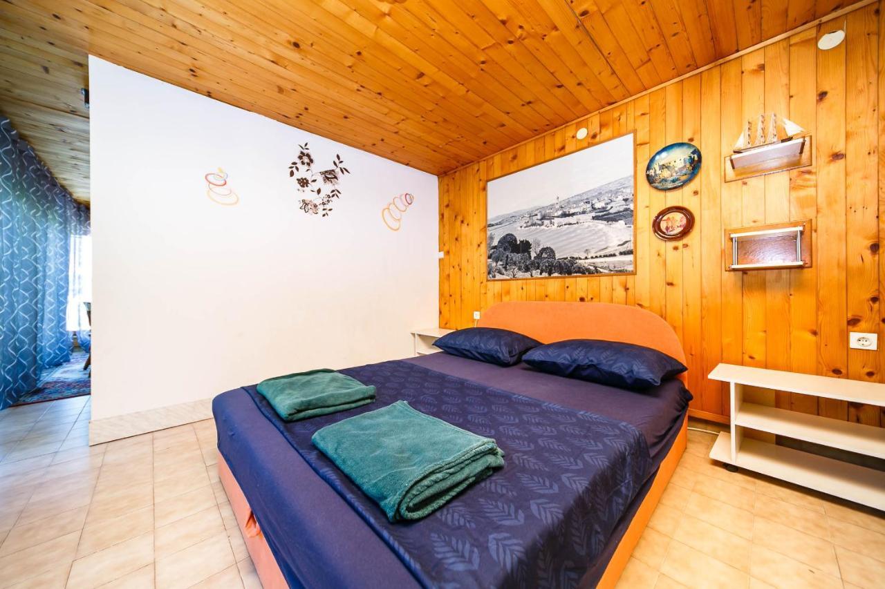 Guesthouse Ivkovic Крк Экстерьер фото