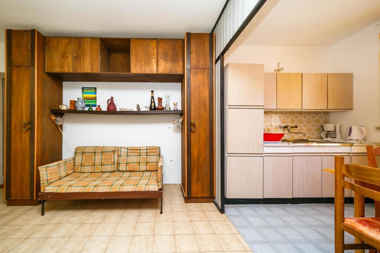 Guesthouse Ivkovic Крк Экстерьер фото